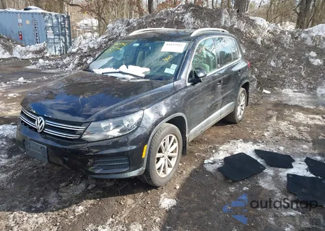 2017 Volkswagen Tiguan 2.0T Wolfsburg Edition z USA, uszkodzony, nr VIN WVGSV7AX1HW503474
